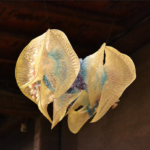 まどわしの鱗粉 Scales of Temptation/2014/Silk organdy, Wire/25×30×25cm/6 piecies