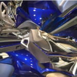 surface≧/2016/91×116cm/Technique: oil painting, linen, panel