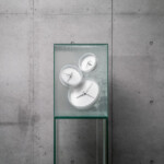 Landscape-time-1/2018/
/ミクストメディア(SAP、水、時計、ガラス、電子機器) / 30x30cm